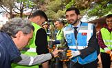 Tuzla Belediye Başkanı Eren Ali Bingöl, 'Orman Benim' kampanyası kapsamında öğrencilerle birlikte orman temizliği gerçekleştirdi. 
