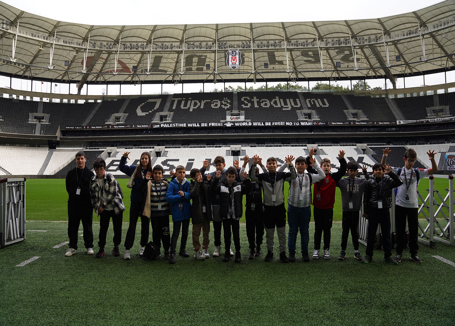 Beşiktaş Stadyumu’nda gençlik heyecanı   
