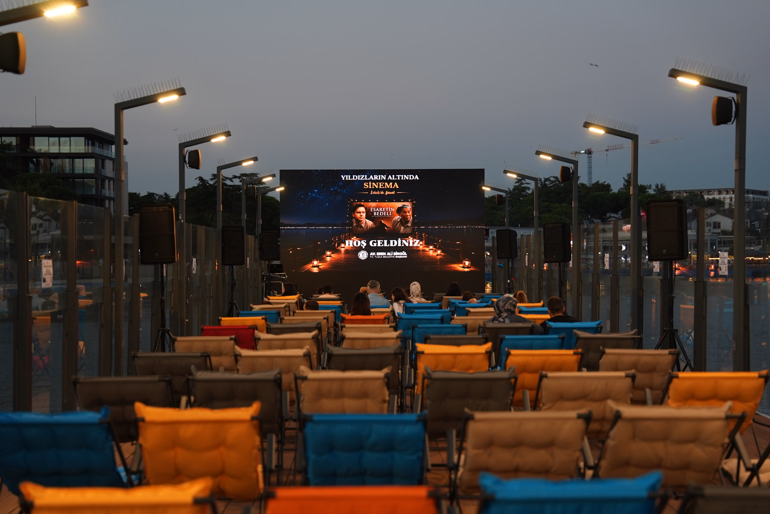 Tuzla Mekan İskele’de sinema keyfi
