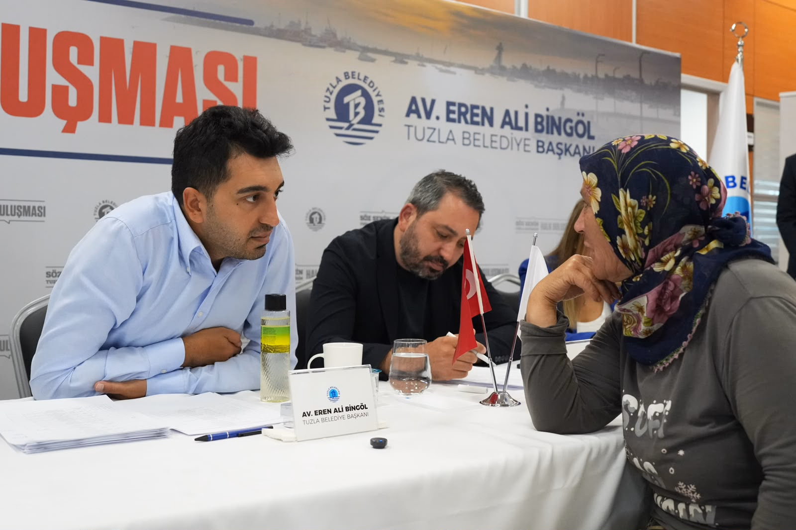 Başkan Bingöl, Tuzla Belediyesi’nde vatandaşlarla buluştu