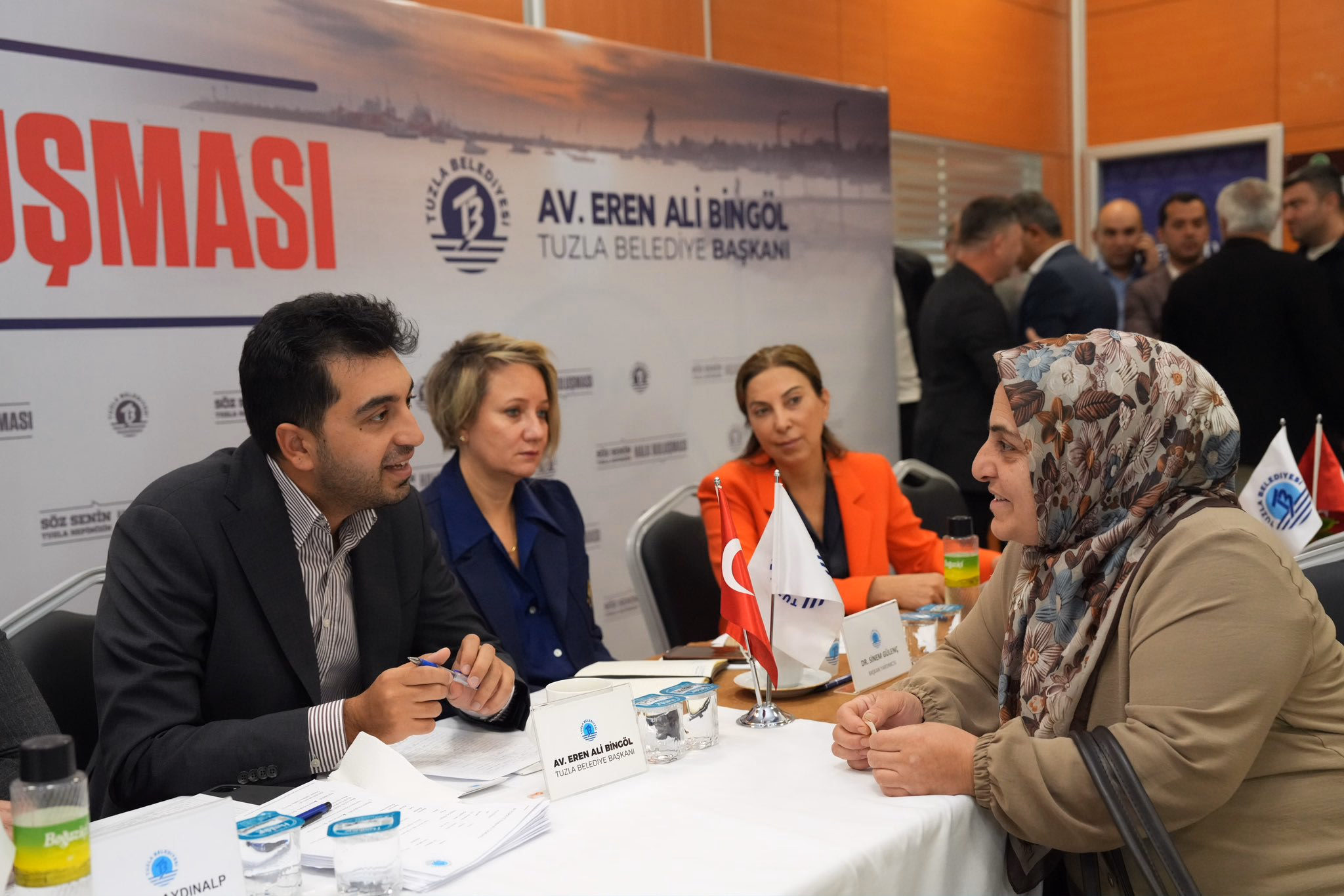 Tuzla’da halk buluşmaları devam ediyor