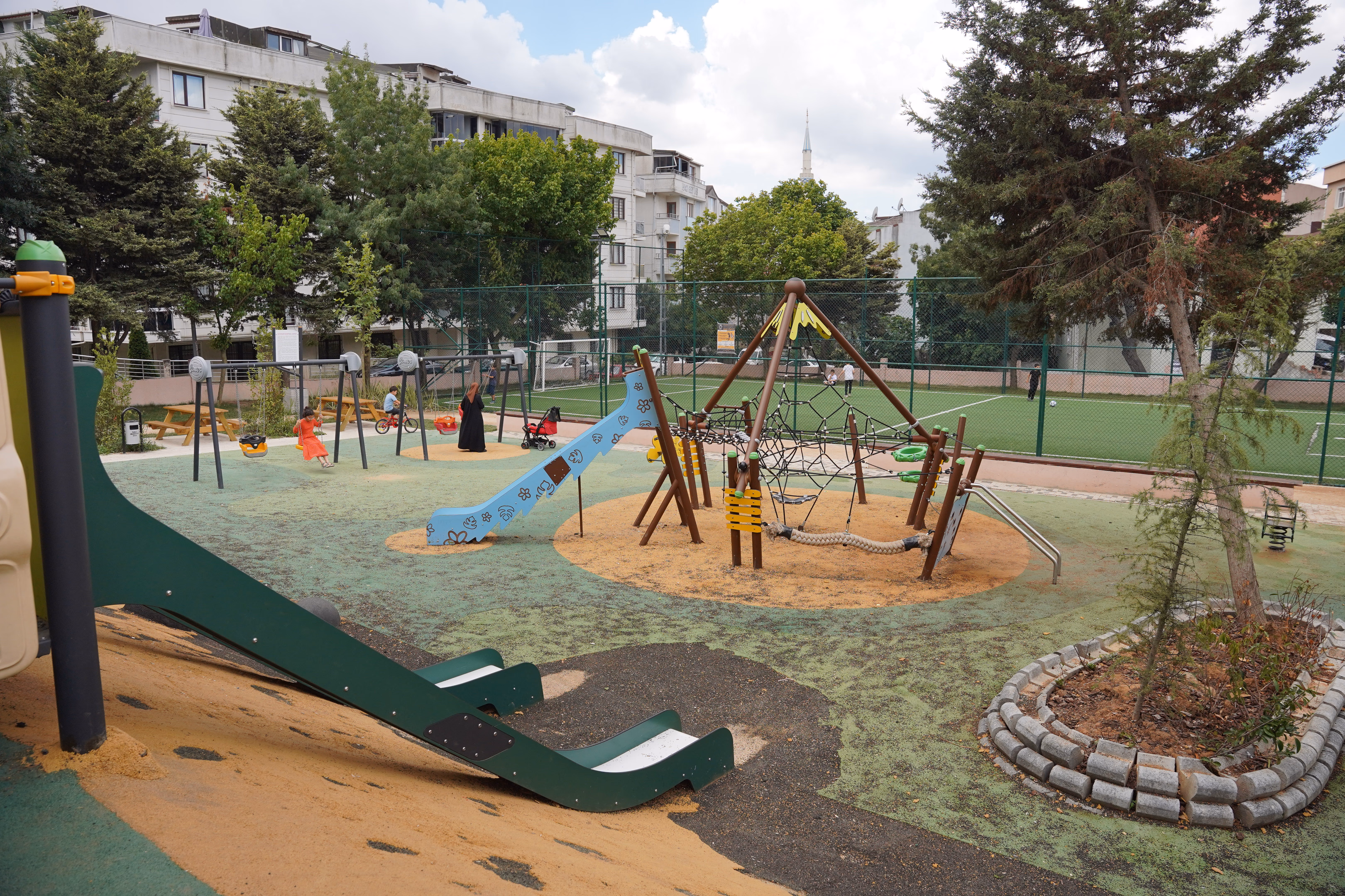 İshakpaşa Parkı Orta Mahalle'ye nefes oldu - Görsel 2