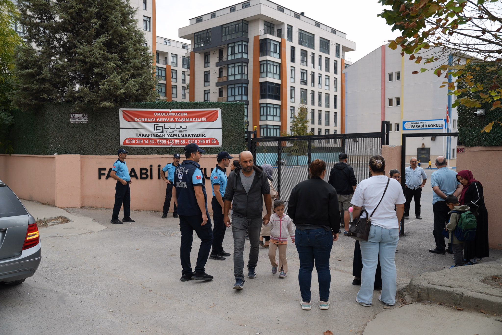 Tuzla’da okul önlerinde güvenlik denetimleri sürüyor - Görsel 1