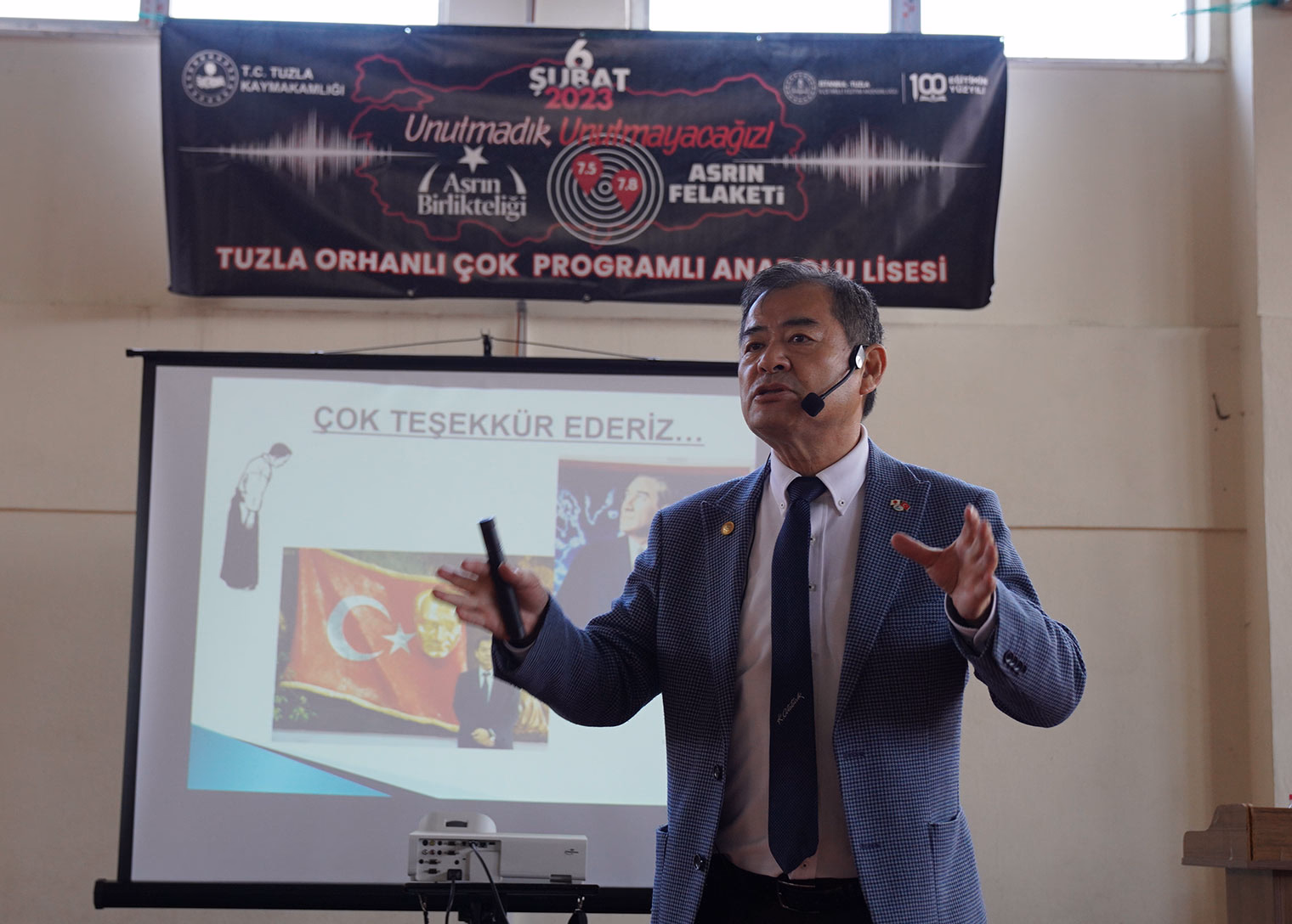 6 Şubat depremlerinde hayatını kaybedenler için anma programı düzenlendi - Görsel 2