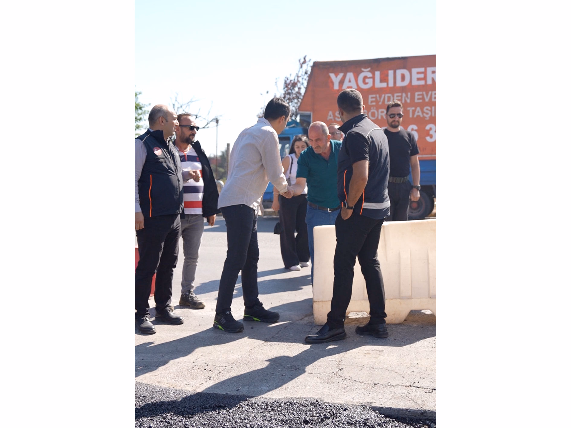 Tuzla’da asfalt seferberliği: Ana caddeler ve ara sokaklar yaz boyunca yenileniyor    - Görsel 6