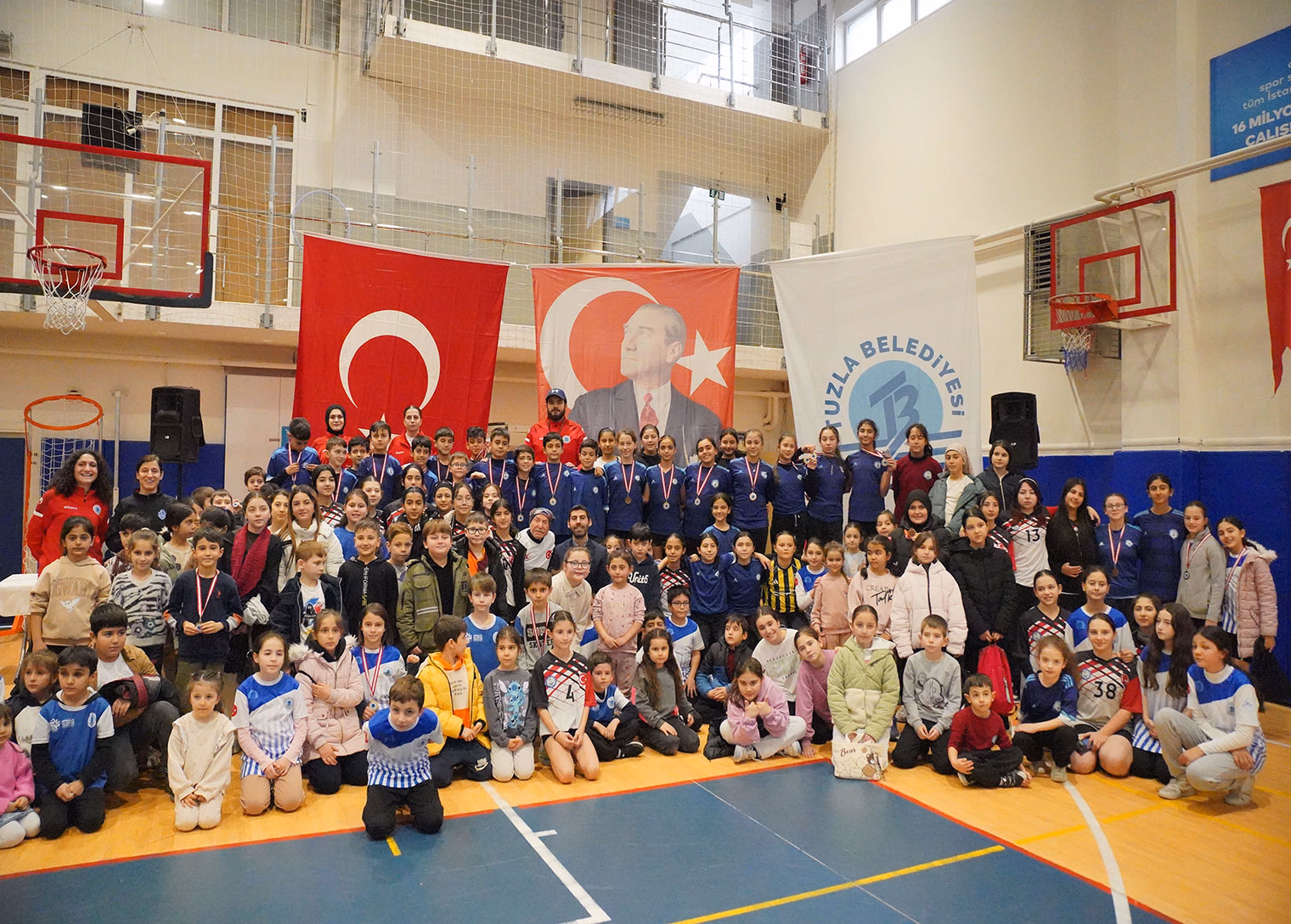 Tuzla’da Ara Tatil Spor Şenliği coşkuyla gerçekleşti: Kazanan dostluk oldu