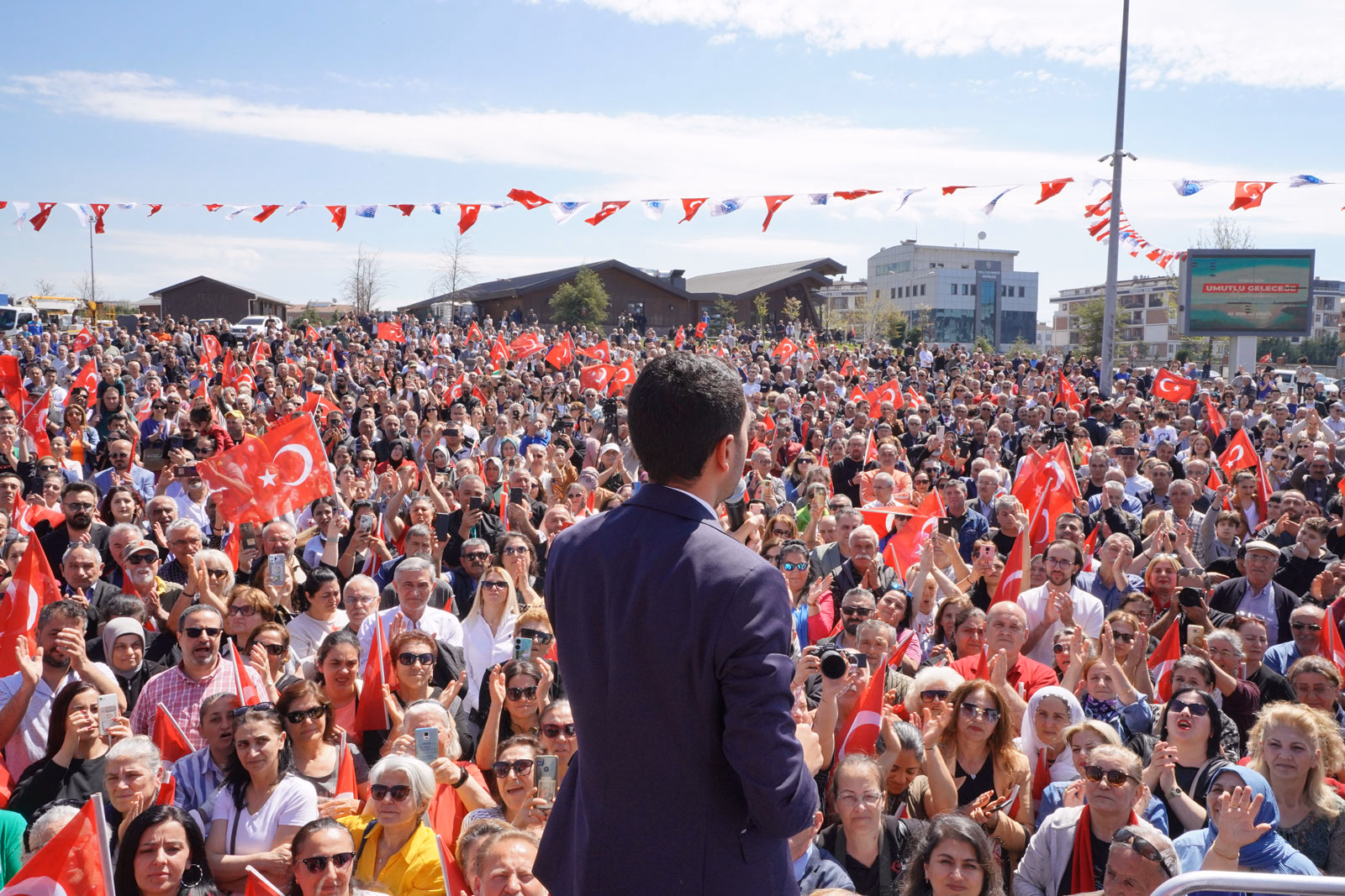 Tuzla Belediye Başkanı Eren Ali Bingöl, vatandaşlarla buluştu - Görsel 3