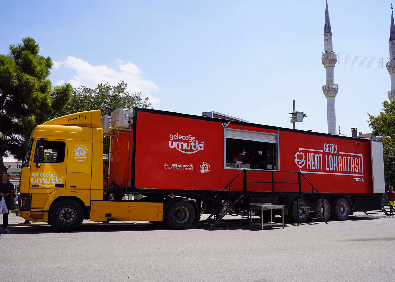 İstanbul'un yenilikçi ilçesi Tuzla'da Gezici Kent Lokantası faaliyete başladı