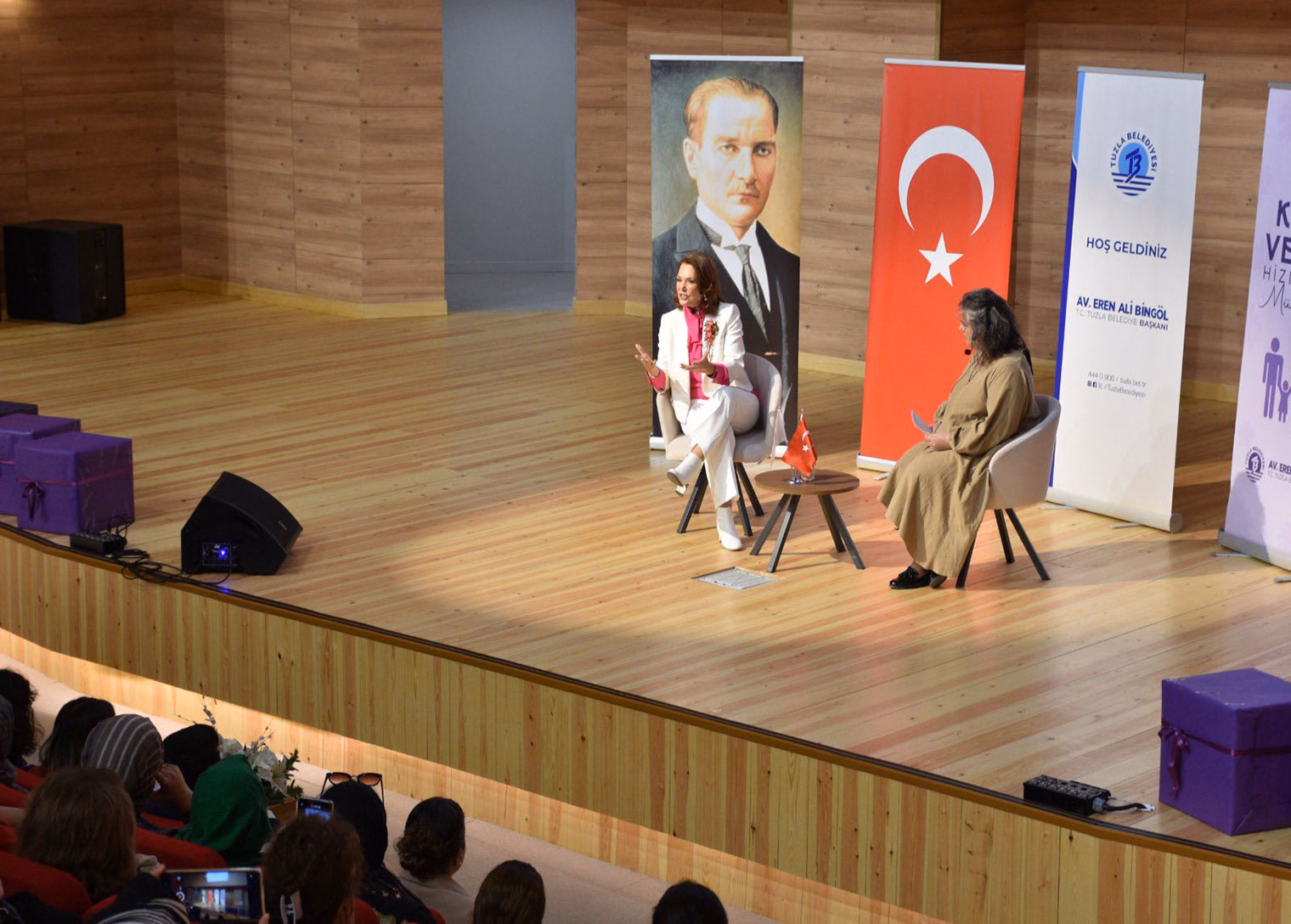 Kadriye Olgar 8 Mart Dünya Kadınlar Günü kapsamında Tuzlalılarla buluştu