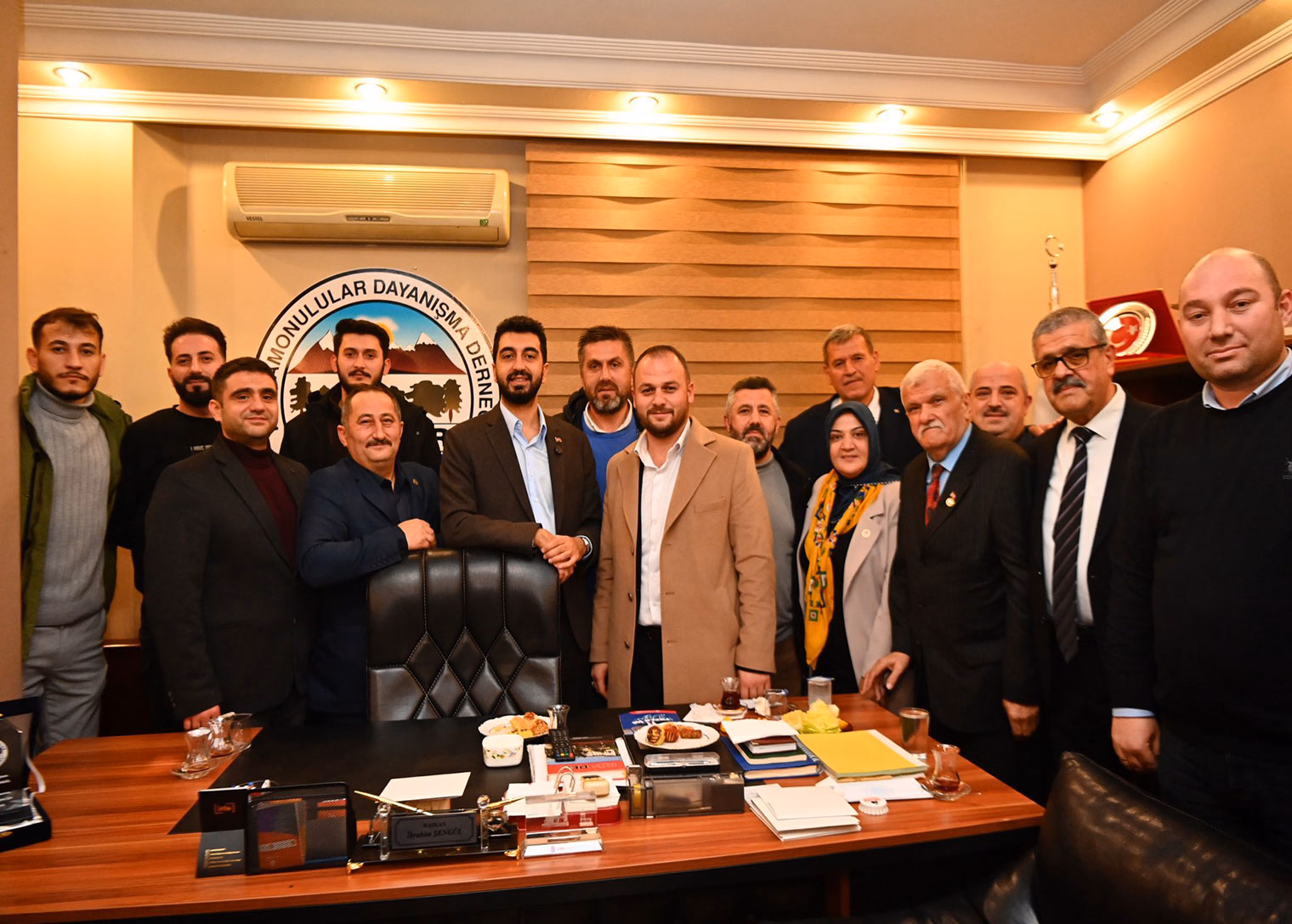 Başkan Bingöl’den komşu ve dernek ziyaretleri - Görsel 3