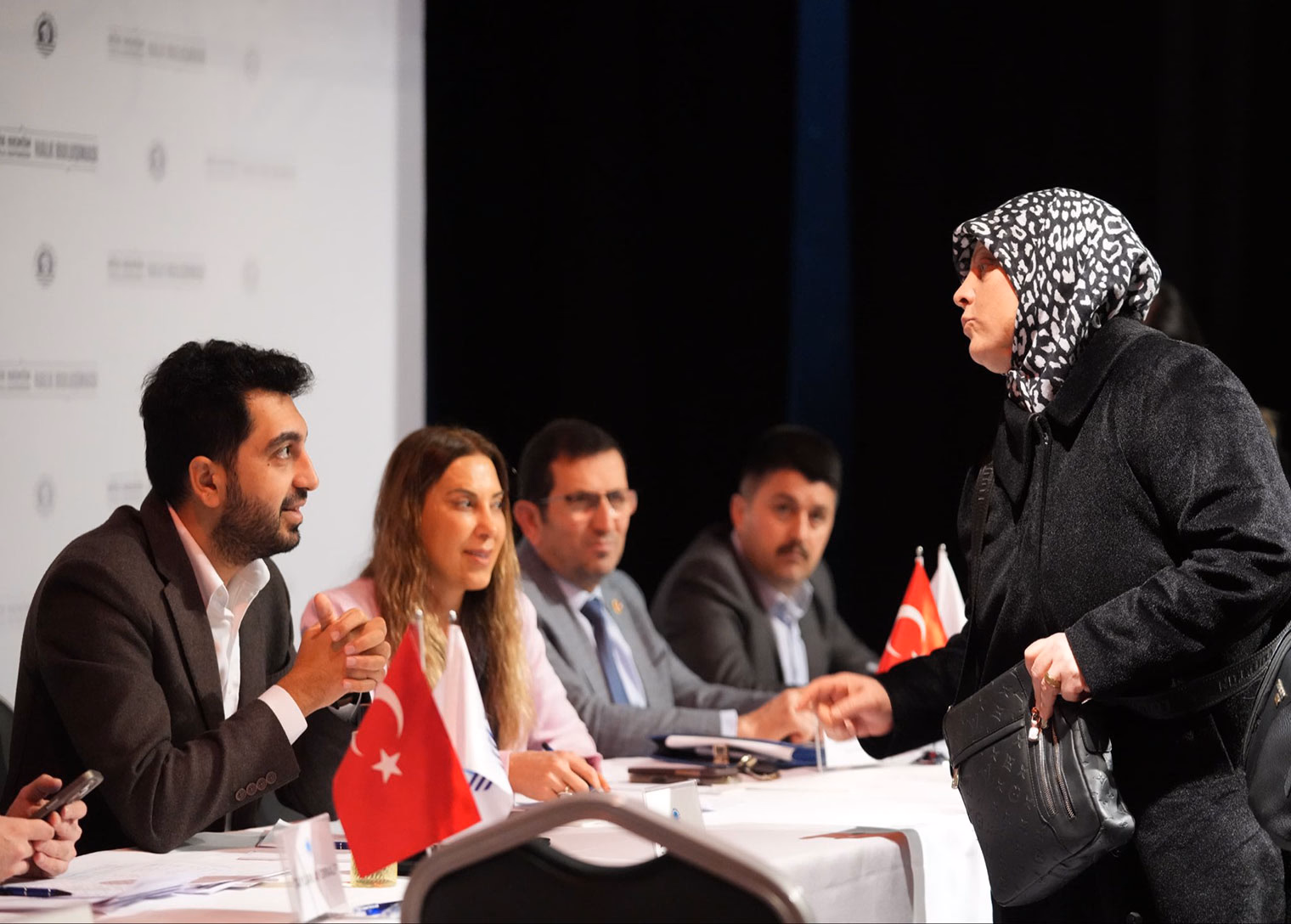 Tuzla’da halk buluşması: Başkan Bingöl vatandaşların taleplerini dinledi