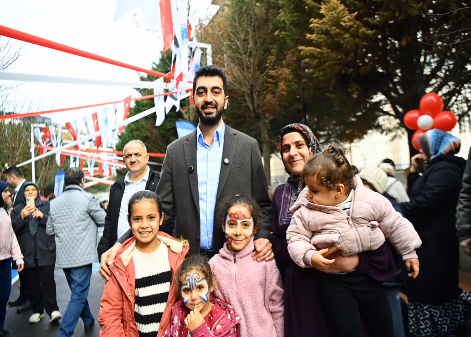 Yeni açılan Oyun Parkı Sokağı yarıyıl şenliğinde çocukları buluşturdu - Görsel 2