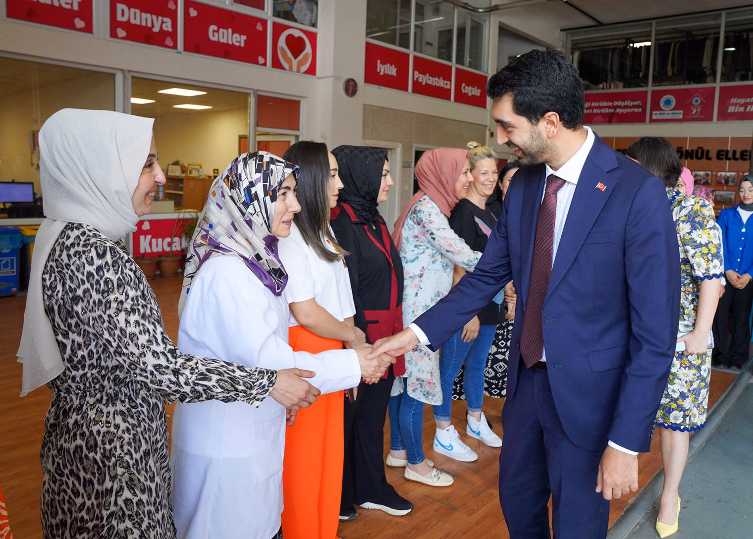 Tuzla Belediyesi personelleri çifte bayram yaşadı - Fotoğraf 2