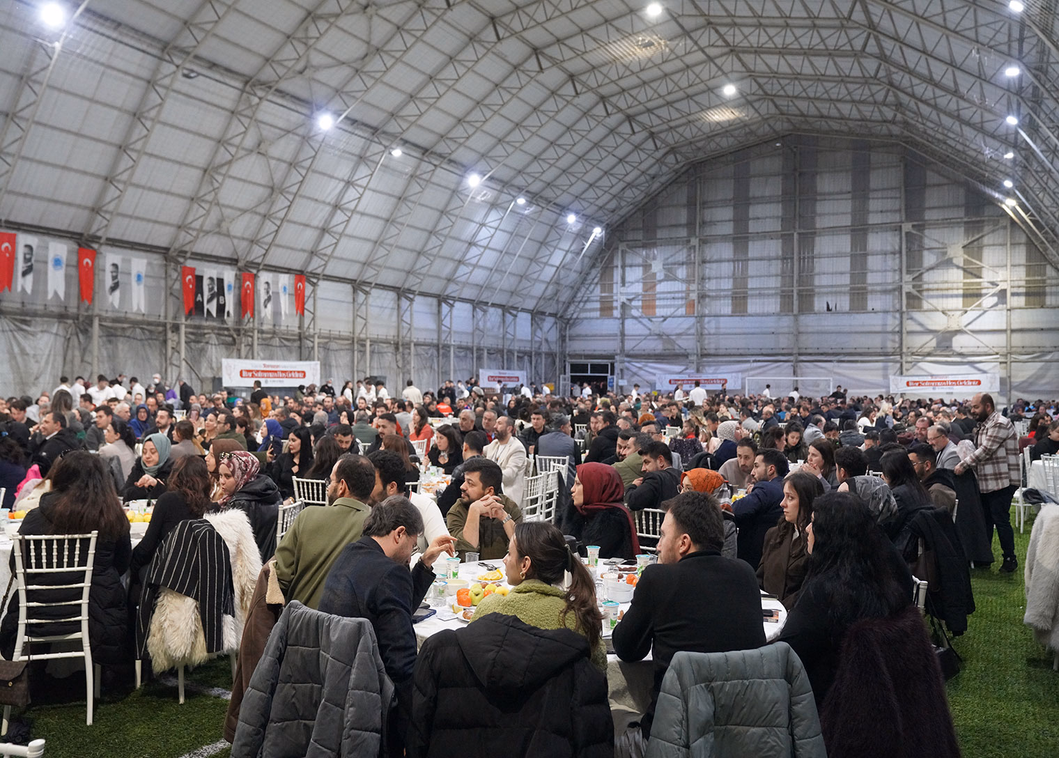 Başkan Bingöl Tuzla Belediyesi personeliyle iftarda buluştu  - Görsel 3