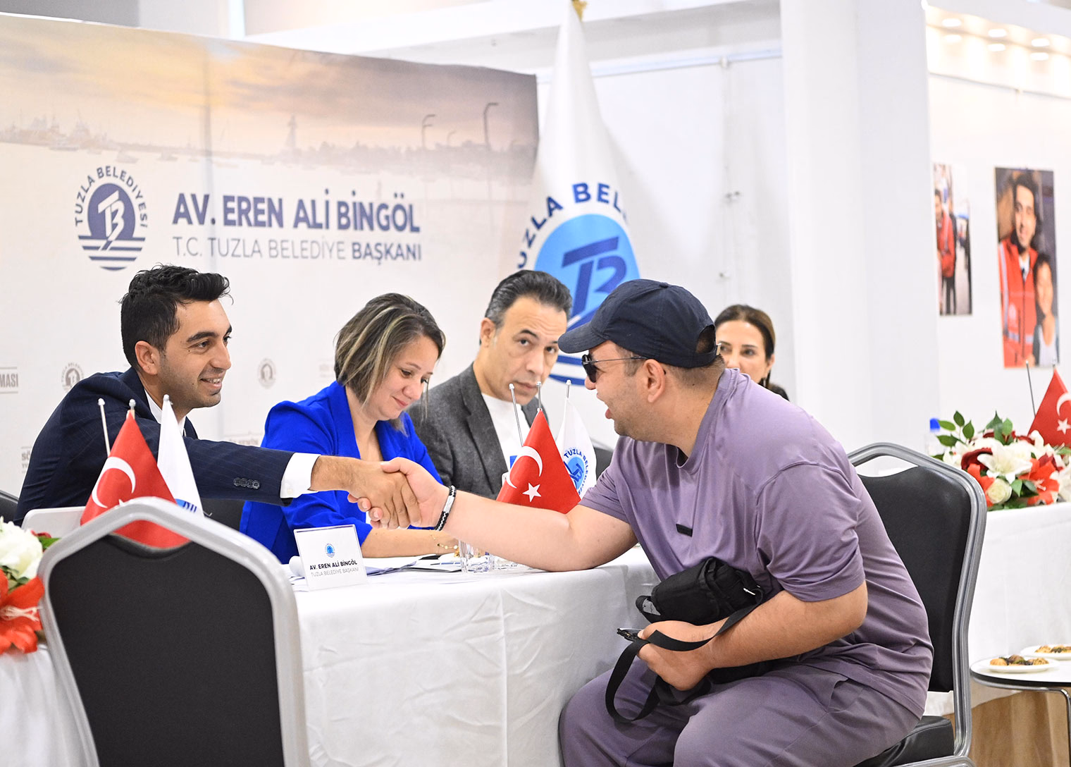 Başkan Eren Ali Bingöl komşularıyla bir araya geldi - Görsel 3