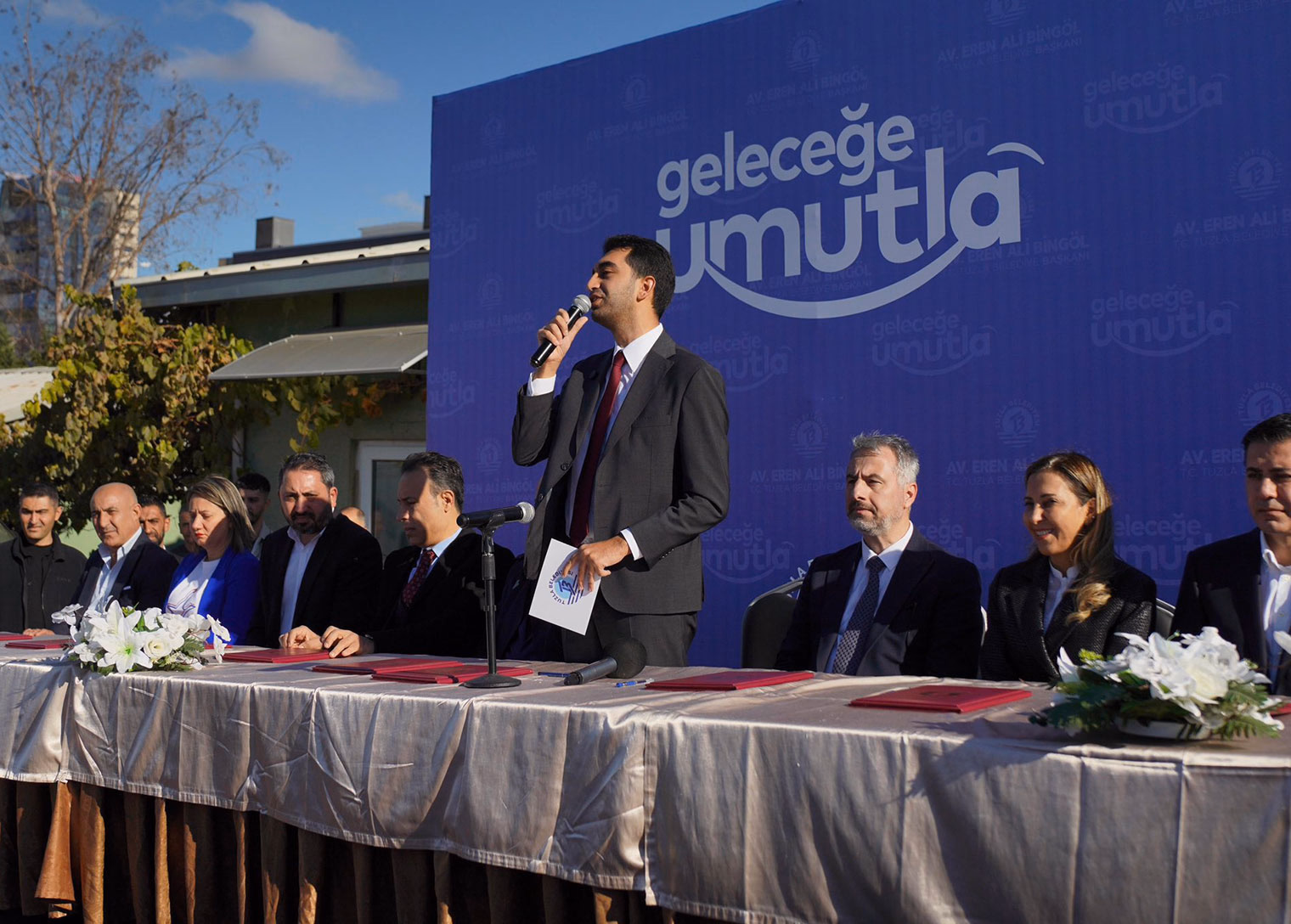 Tuzla Belediyesi ile Hizmet-İş Sendikası arasında Toplu İş Sözleşmesi imzalandı