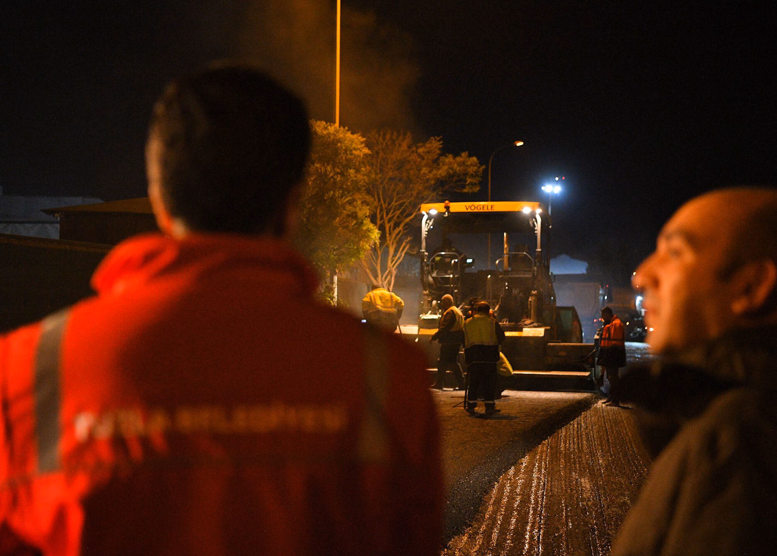 Tuzla'nın ihmal edilmiş bölgeleri yenileniyor: Başkan Eren Ali Bingöl gece mesaisinde