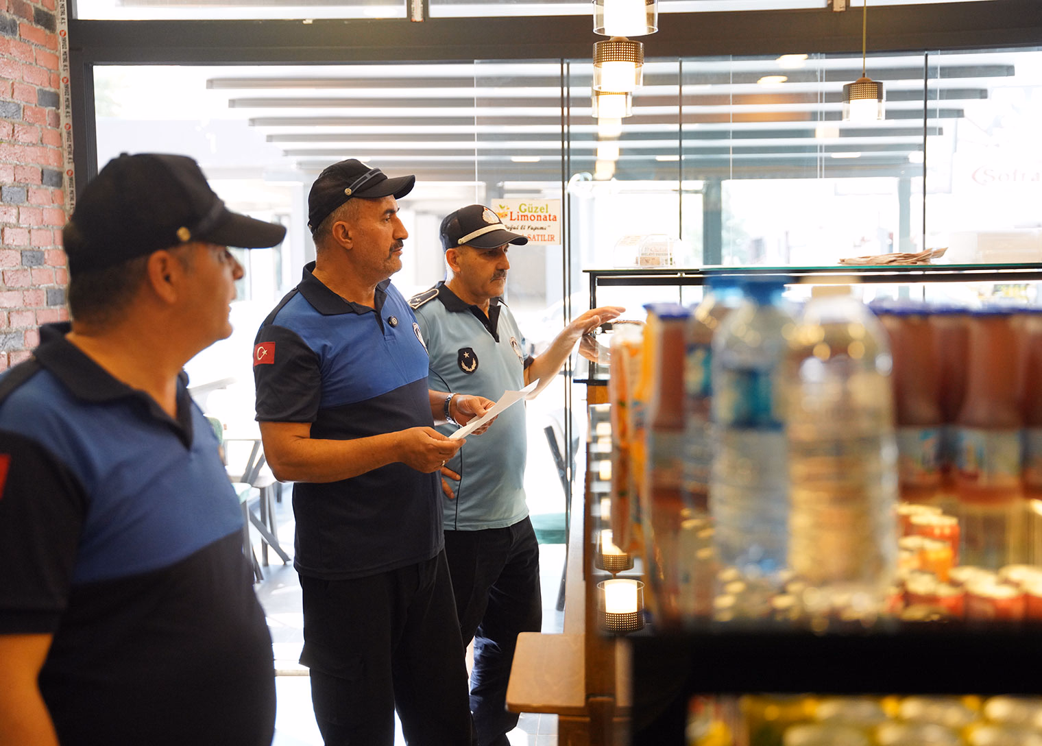Tuzla’da fırın ve marketlere denetim - Görsel 2