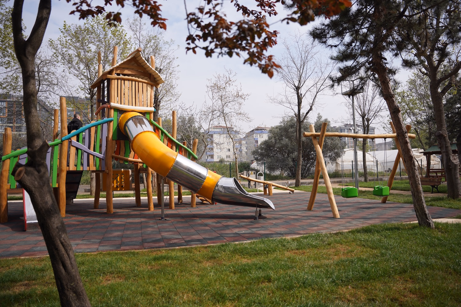 Orgeneral Eşref Bitlis Parkı - 10