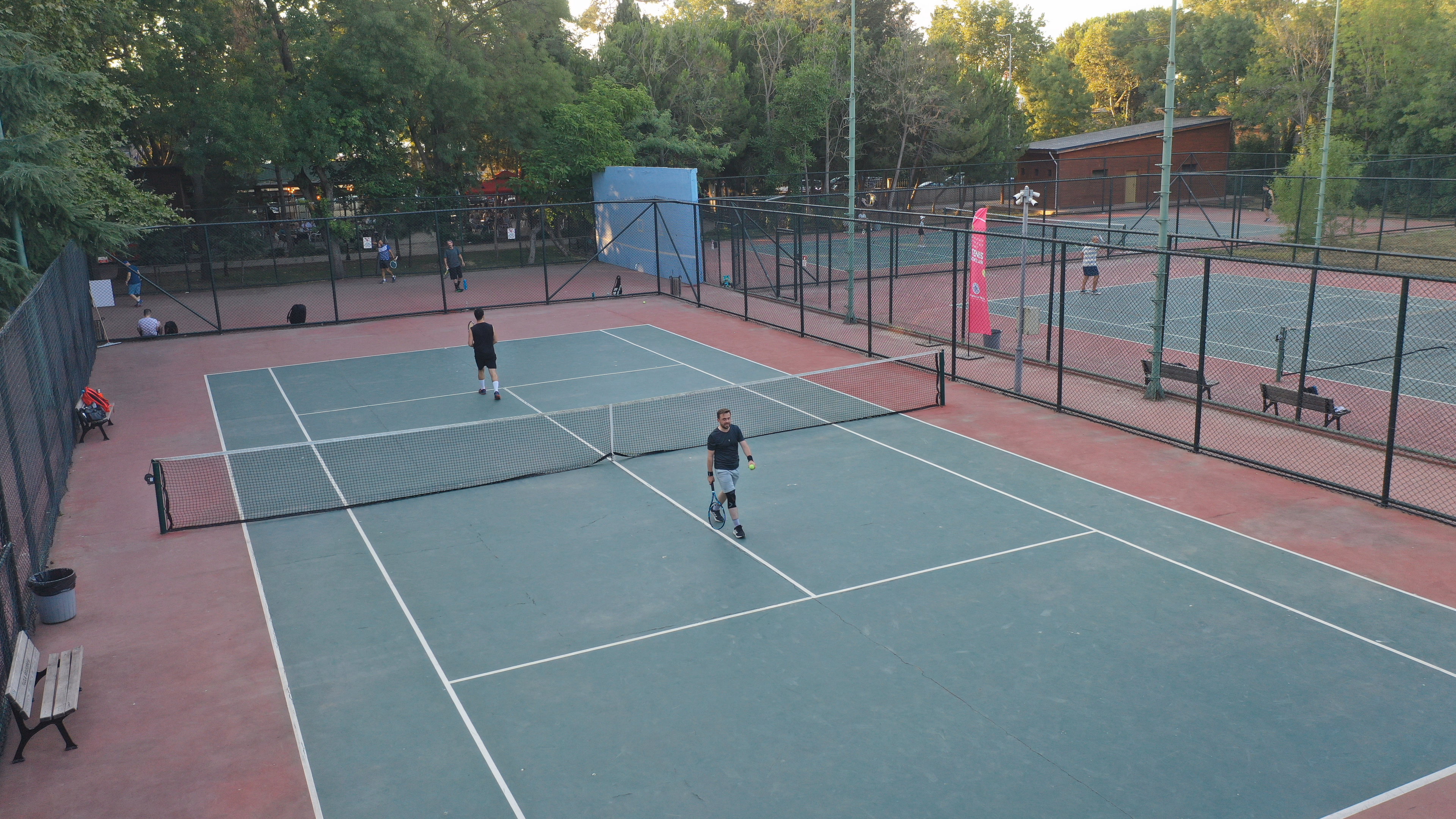 Tuzla Belediyesi Mercan Şehir Parkı ve Spor Tesisleri - Fotoğraf 3