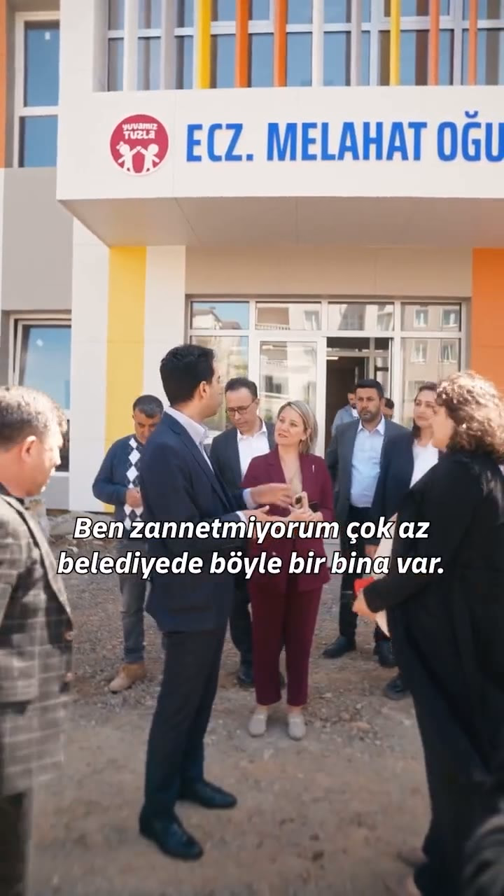 https://www.tuzla.bel.tr/uploads/videos/youtube-short/Bir_baba_olarak_kendi_evlad_m_ic_in_ne_istiyorsam_Tuzla_n_n_evlatlar_na_ayn_s_n_istiyorum._-_Tuzla_Belediyesi_720p__1784274503265_qjx75t4mgr.mp4